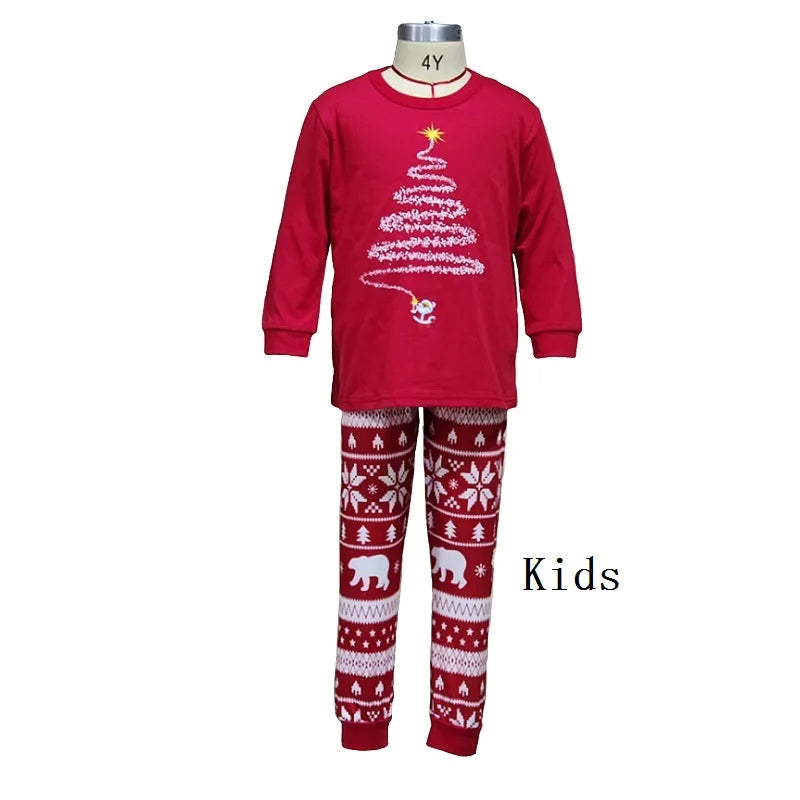 Tenues de Noël assorties pour famille complète